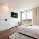 Skyline Retreat With Pool By Portugal Active Affittacamere Viana do Castelo