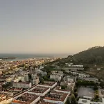 Skyline Retreat With Pool By Portugal Active 4*