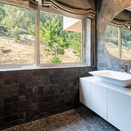 Vendégház Skyline Retreat With Pool By Portugal Active 4*