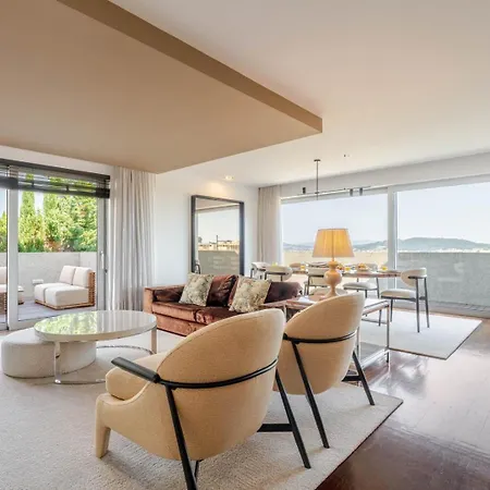 Skyline Retreat With Pool By Portugal Active Vendégház 4*