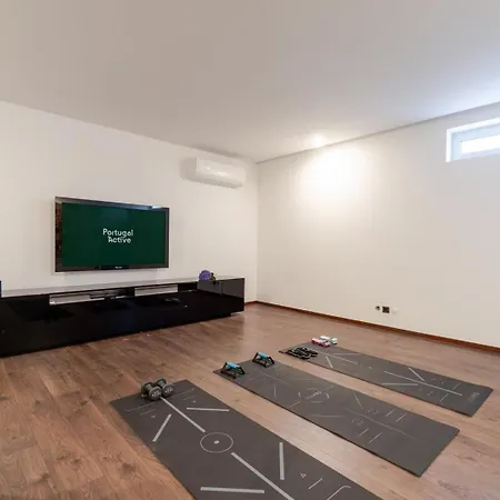 ゲストハウス Skyline Retreat With Pool By Portugal Active