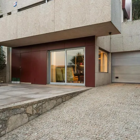 Skyline Retreat With Pool By Portugal Active 4*