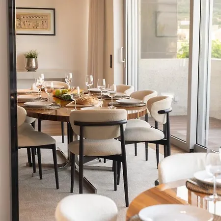 Skyline Retreat With Pool By Portugal Active Guest house Viana do Castelo