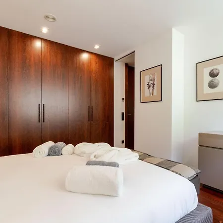 Skyline Retreat With Pool By Portugal Active Pensionat 4*