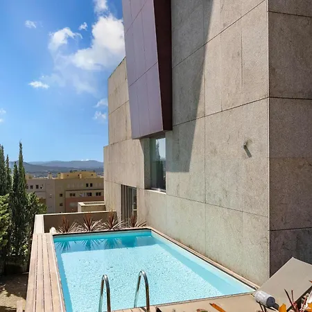 Skyline Retreat With Pool By Portugal Active Willa *
