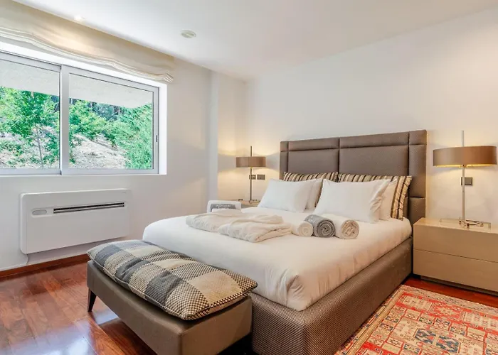 Maison d'hôtes Skyline Retreat With Pool By Portugal Active Viana do Castelo