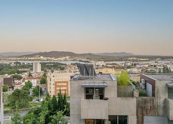 Skyline Retreat With Pool By Portugal Active 4*