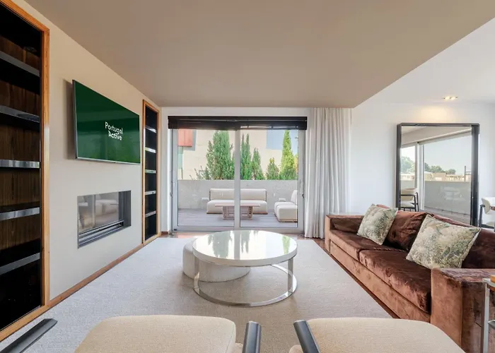 게스트하우스 Skyline Retreat With Pool By Portugal Active 비아나도카스텔로