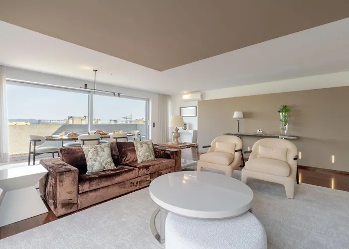 Skyline Retreat With Pool By Portugal Active 4* 비아나도카스텔로